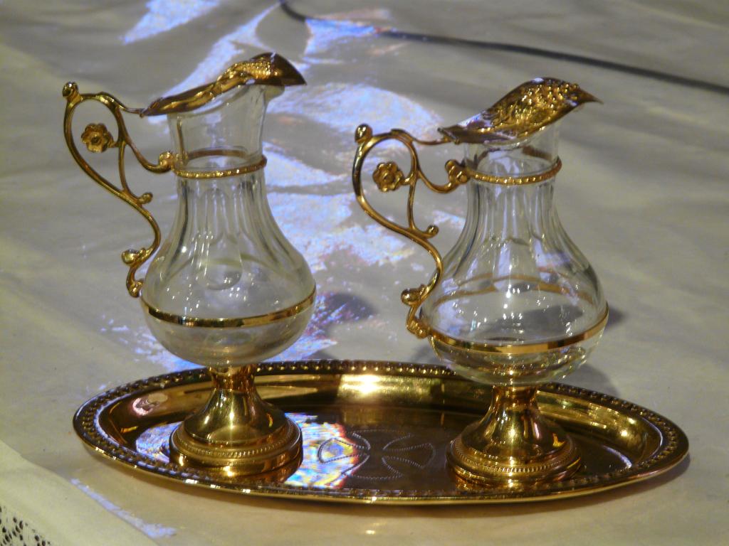 plateau et ses burettes