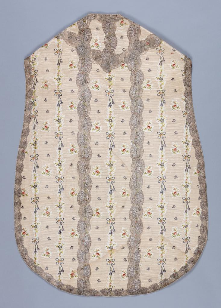 chasuble blanc rosé