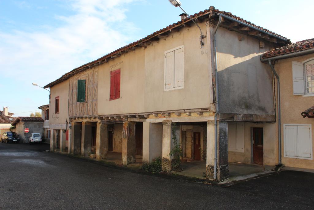 maisons du village de Puycasquier