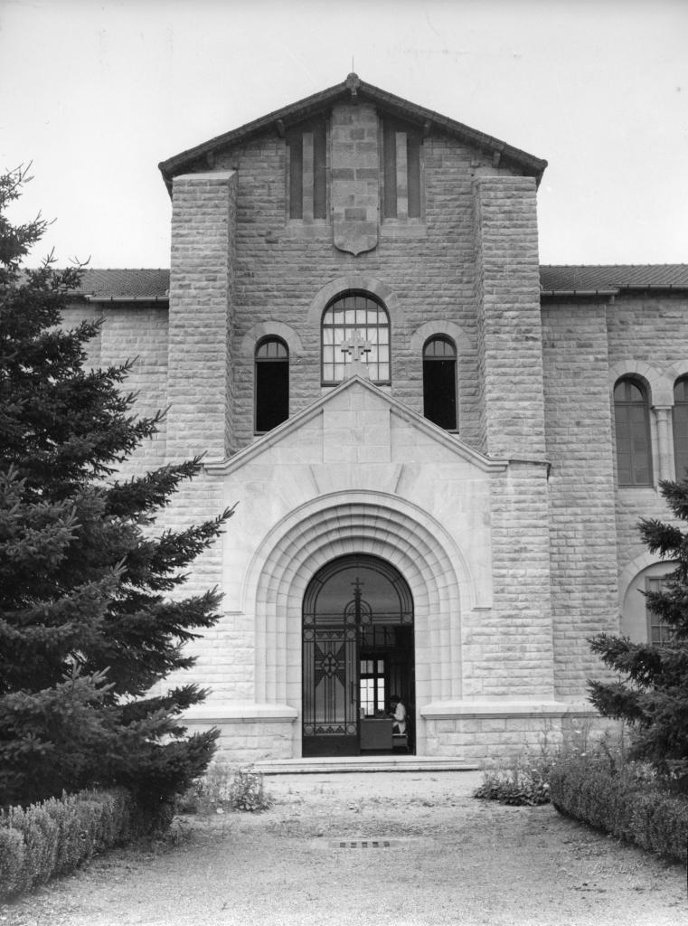 hôpital psychiatrique de Cayssiols, aujourd'hui centre Hospitalier Sainte-Marie de Rodez