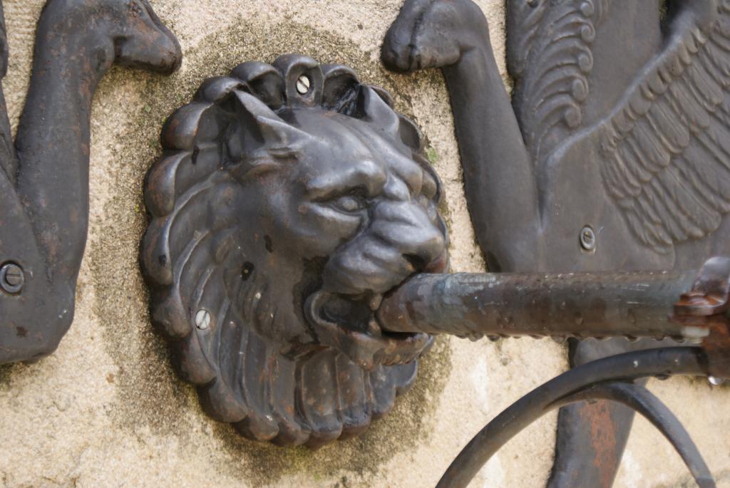 fontaine dite de la place