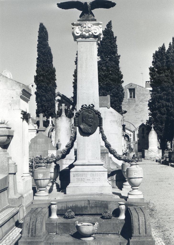 monument funéraire (monument sépulcral, n° 2), d'Auguste Chabaud