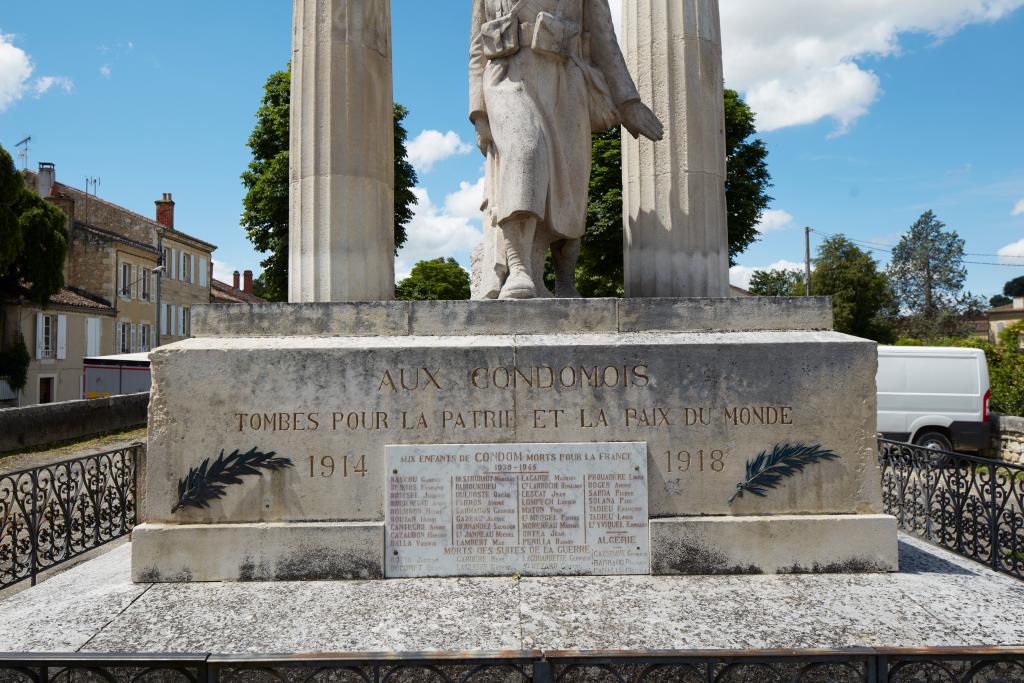 monument aux morts de la guerre de 1914-1918, de la guerre de 1939-1945 et de la guerre de 1954-1962 (Algérie)