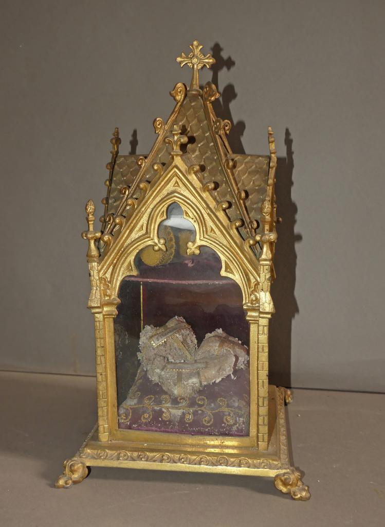 châsse-reliquaire des saints Julien, Jocond, Victorin et Théodore