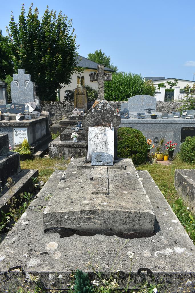 tombeau (stèle funéraire)