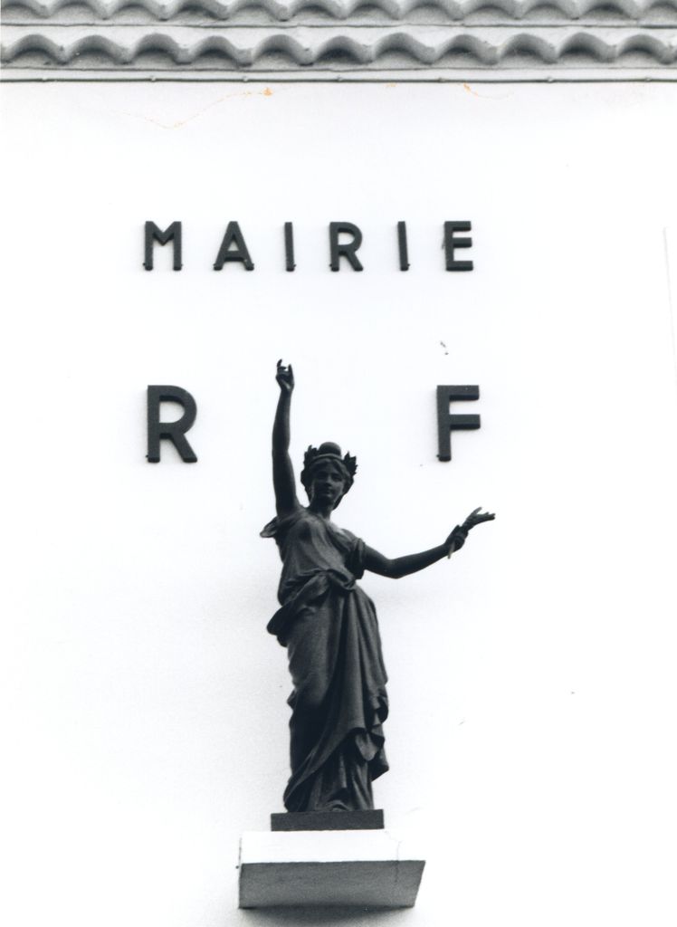 monument (monument commémoratif), de la république