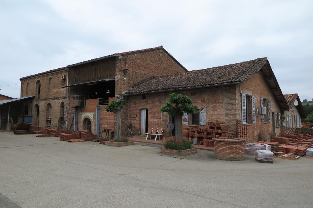 Ancien moulin, devenu briqueterie puis tuilerie