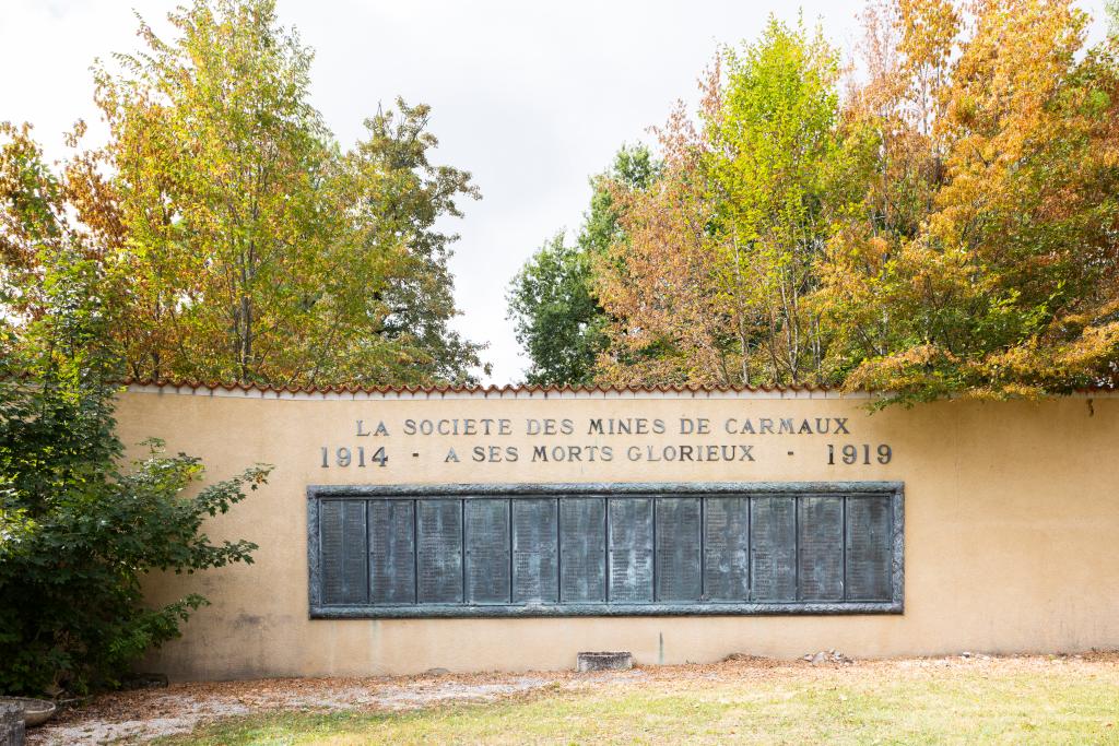 plaque commémorative de l'ancien monument aux morts du parc du Pré-Grand