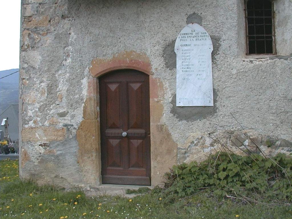 plaque commémorative de la guerre de 1914-1918 et de la guerre de 1939-1945