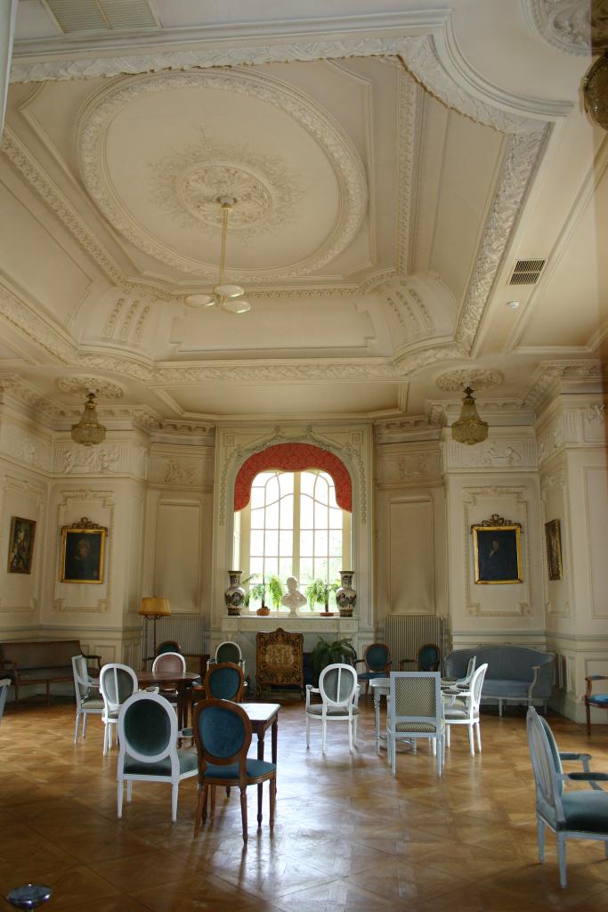 château de Longues-Aygues actuellement établissement médical