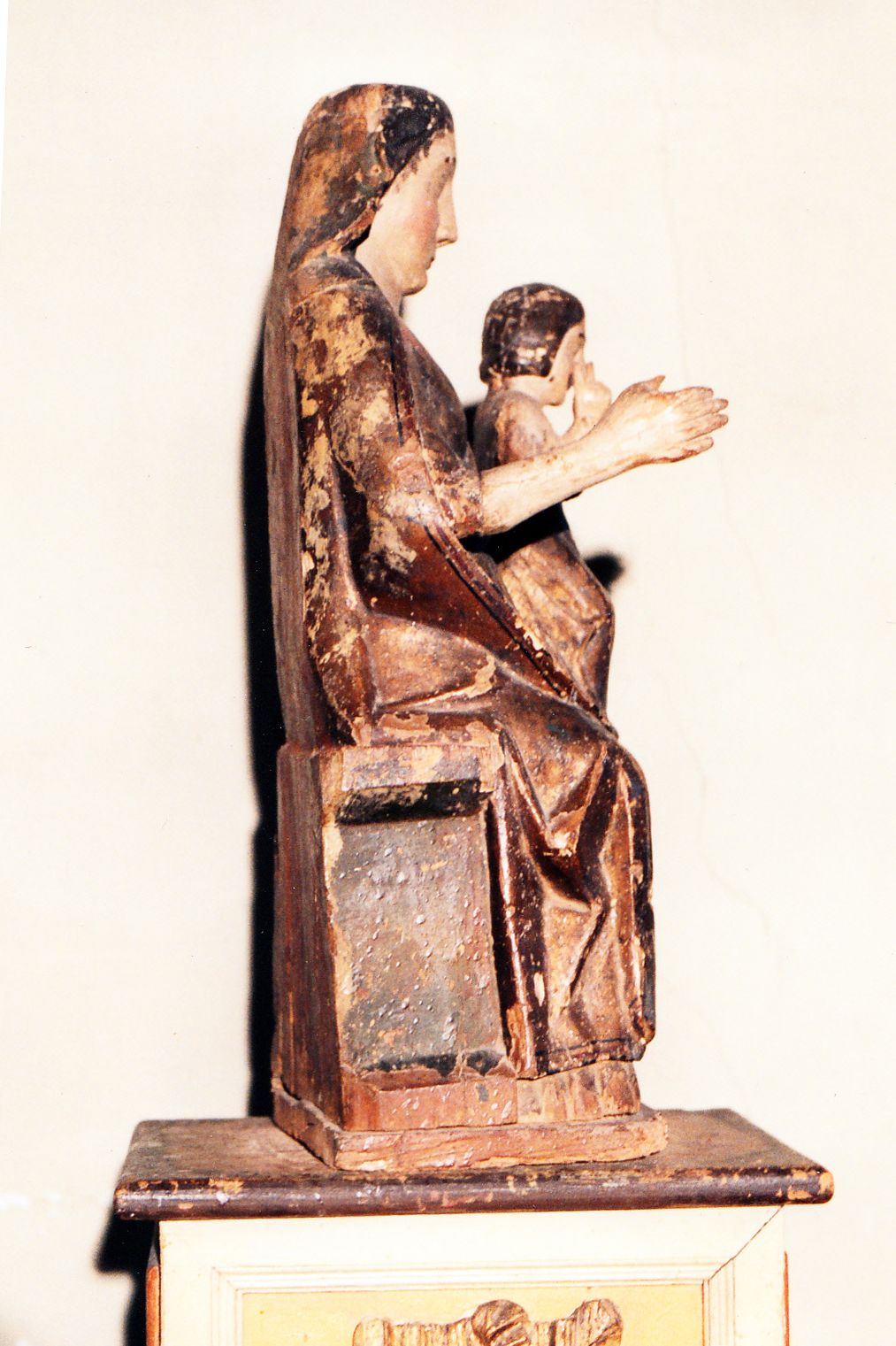 statue de Vierge à l'Enfant