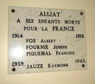 plaque commémorative de la guerre de 1914-1918 et de la guerre de 1939-1945