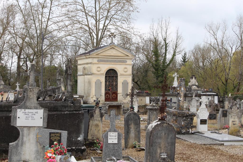 cimetière de catholiques de Monteils