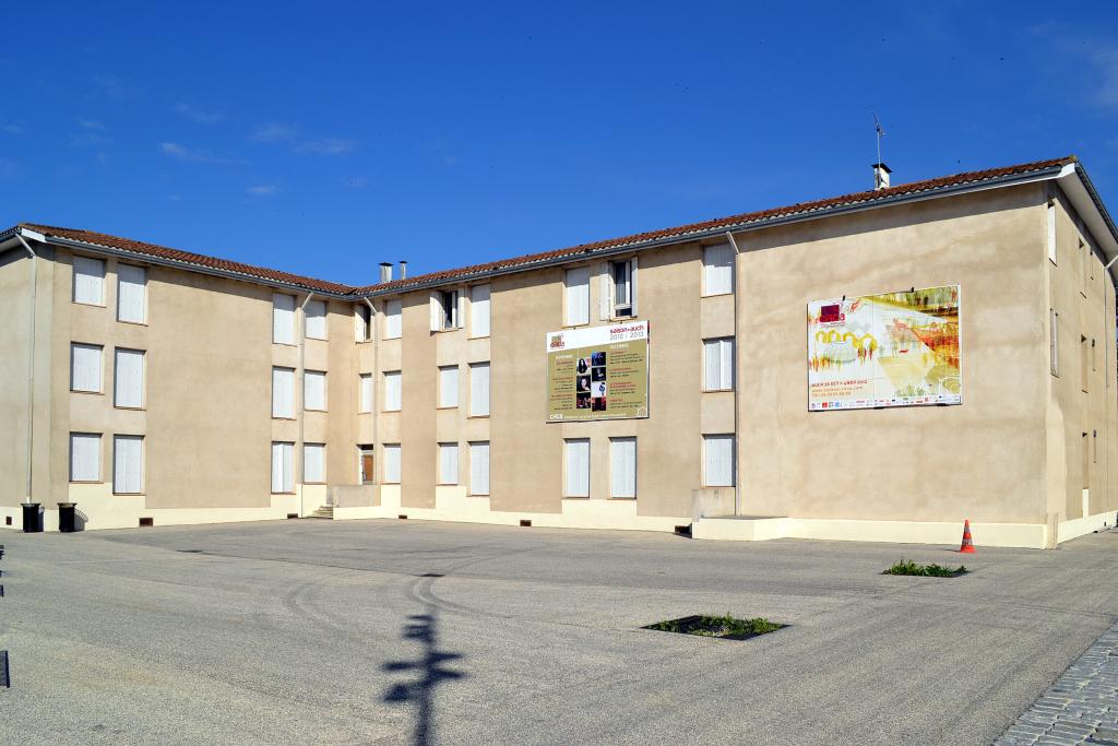 Quartier de cavalerie Henry, puis Quartier de cavalerie Espagne, Caserne d'artillerie et Centre d'Instruction du service de l'Intendance
