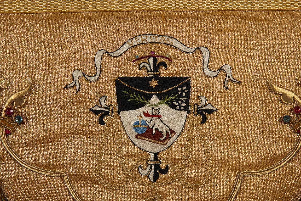 tour d'autel or