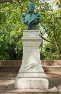 monument commémoratif de l'amiral Rochegude