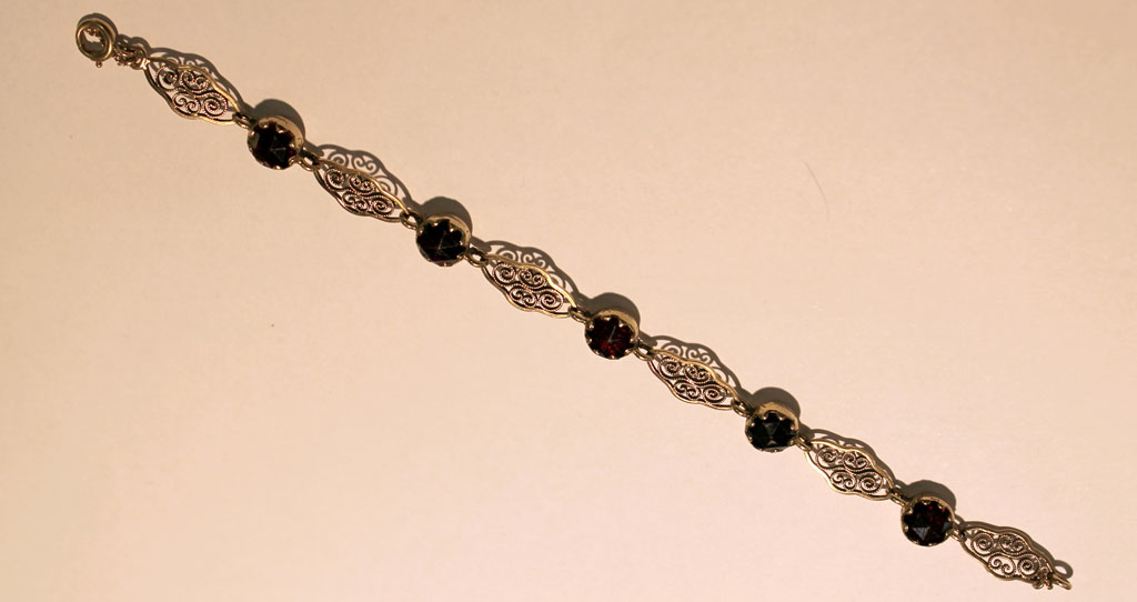 Bracelet avec maillons filigrannés