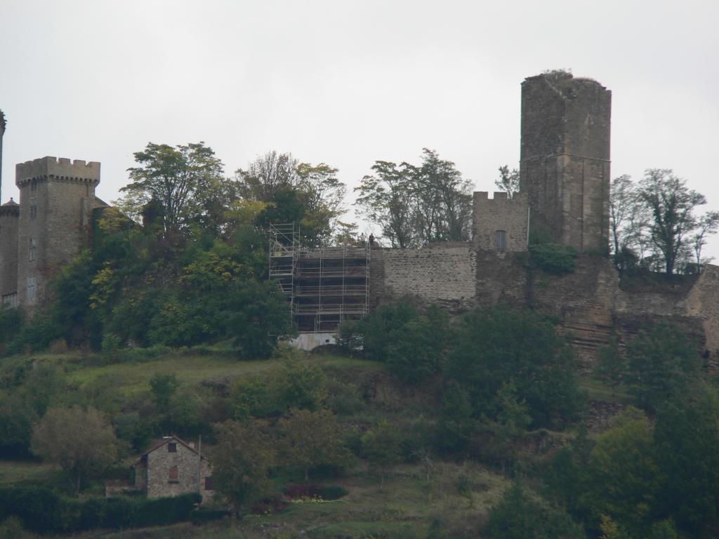 château fort, dit "Tours de Saint-Laurent"