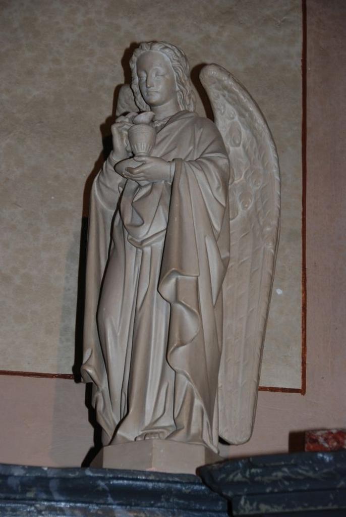 statue: ange de la Passion (4)