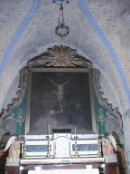 tableau du retable du maître-autel et son cadre : Le Christ en croix, la Vierge, saint Jean et la Madeleine