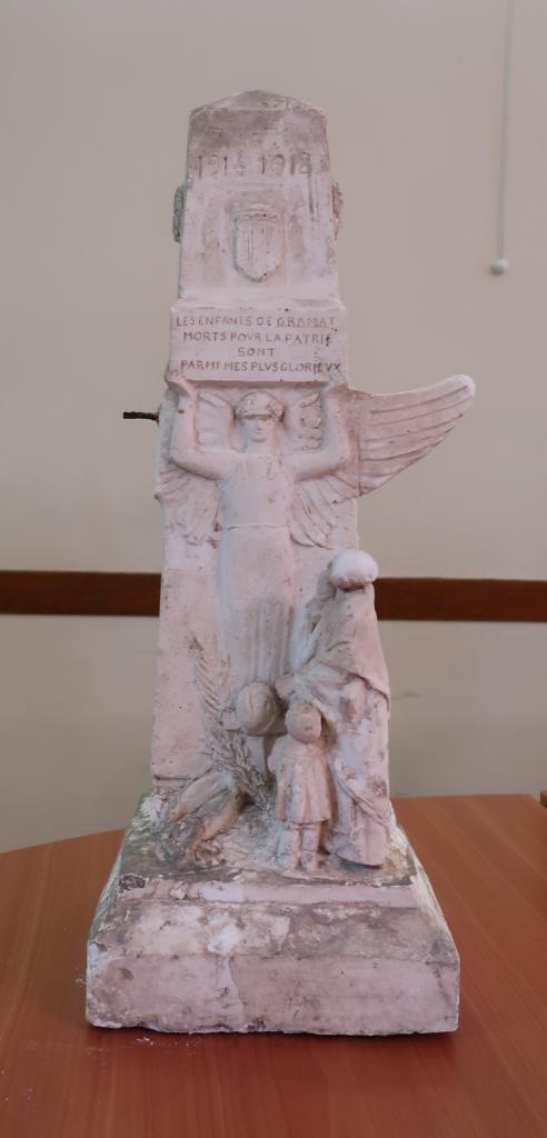 maquette de monument aux morts de la guerre de 1914-1918