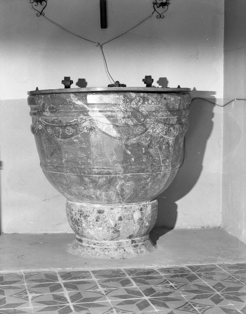 cuvette des fonts baptismaux