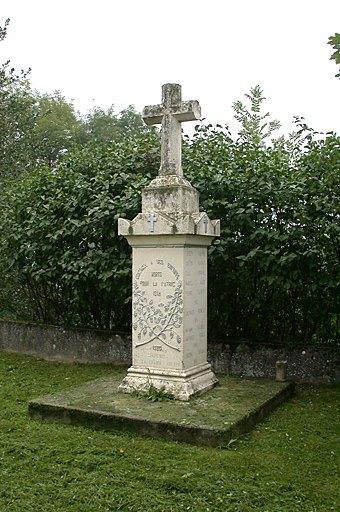 monument aux morts (croix de cimetière) de la guerre de 1914-1918