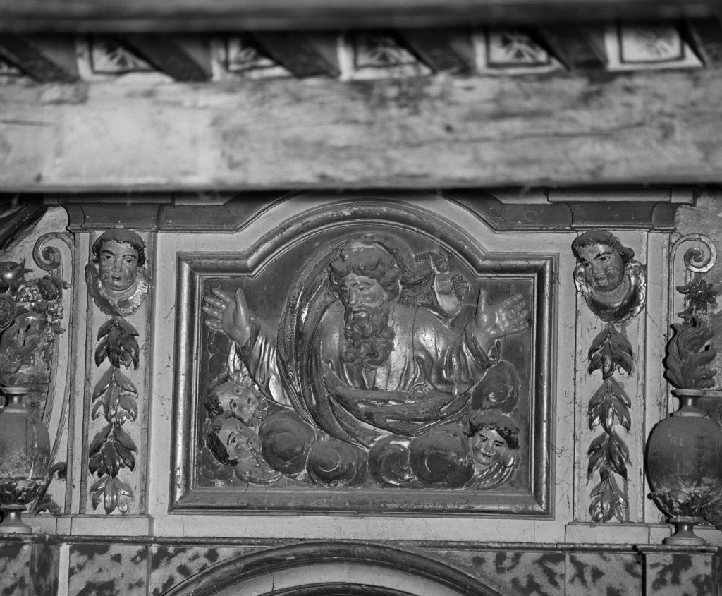 retable (retable architecturé, retable à ailes), du maître-autel