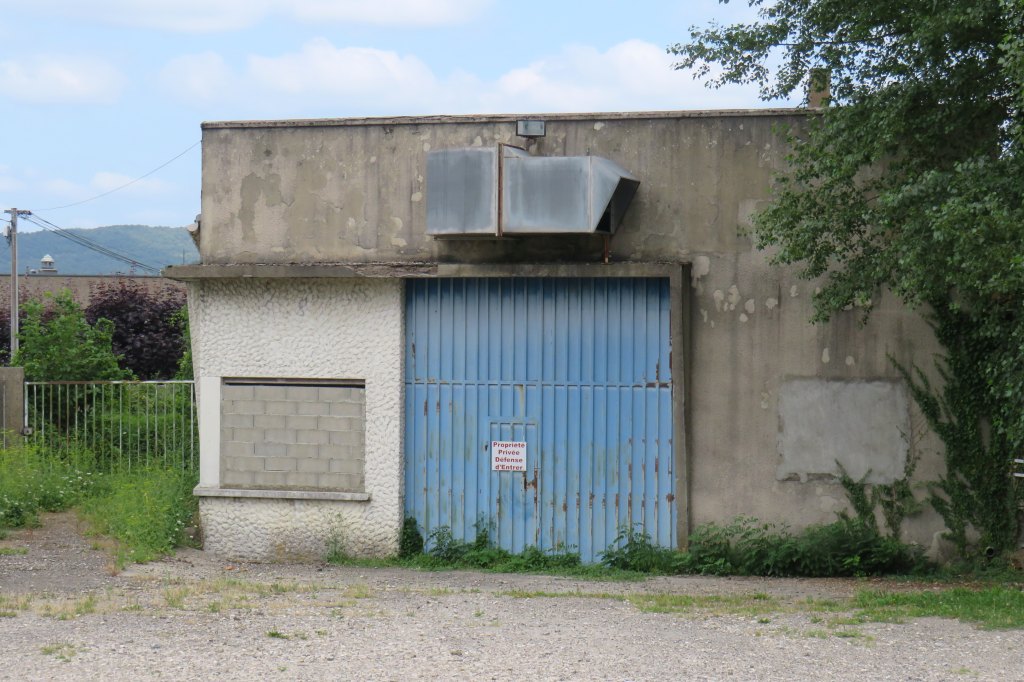 ancienne forge à la catalane puis usine textile, aujourd'hui désaffectée