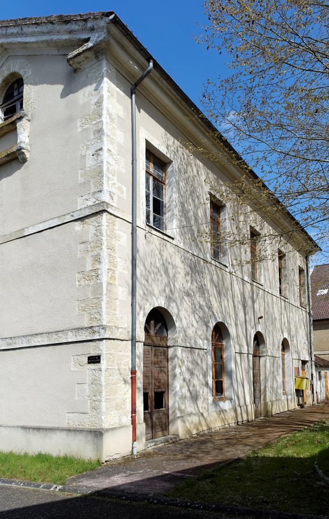 Quartier de cavalerie Henry, puis Quartier de cavalerie Espagne, Caserne d'artillerie et Centre d'Instruction du service de l'Intendance