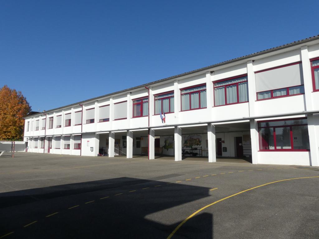 le mobilier du collège du Puy d'Issolud