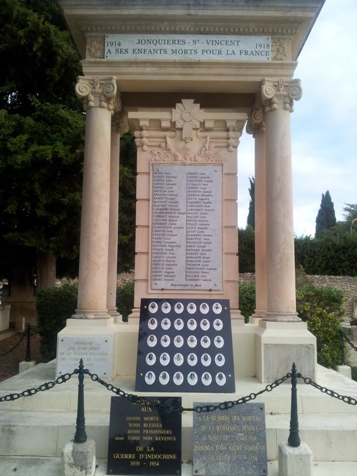 Monument aux morts de Jonquières-Saint-Vincent