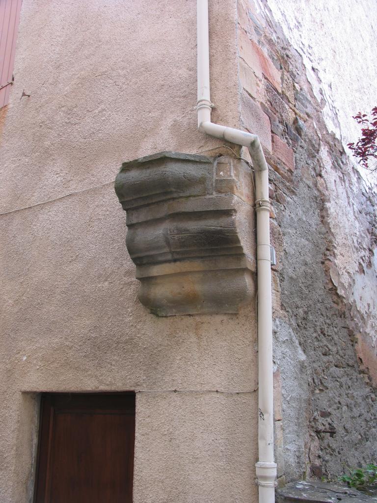 village : bourg castral