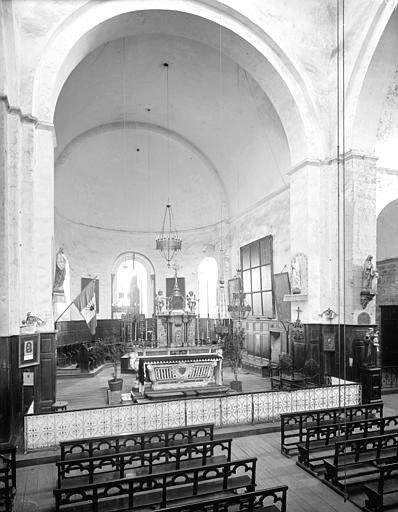 église de l'abbaye de bénédictins Saint-Savin, actuellement église paroissiale