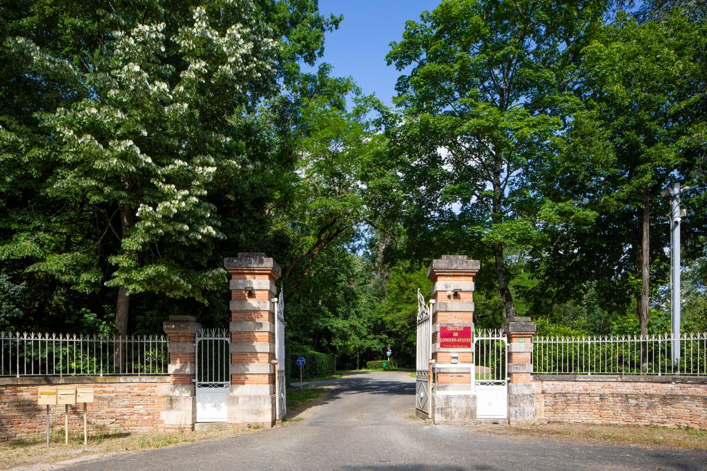 château de Longues-Aygues actuellement établissement médical